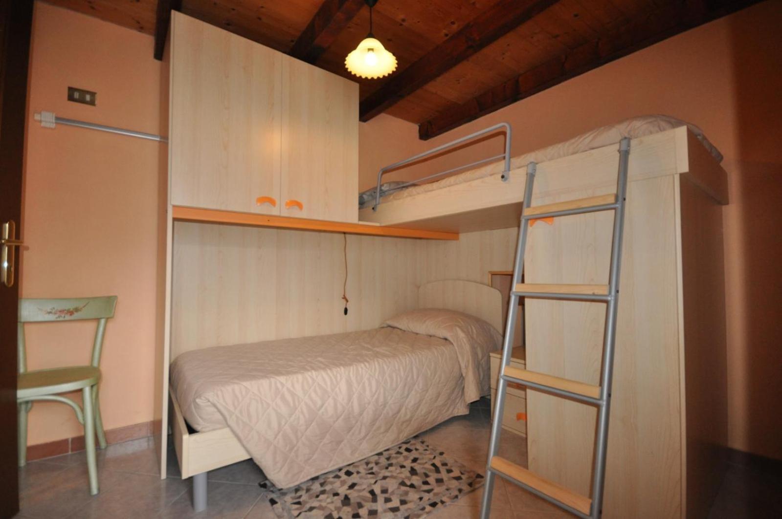Cat Marvei Apartment Villadossola Exterior foto