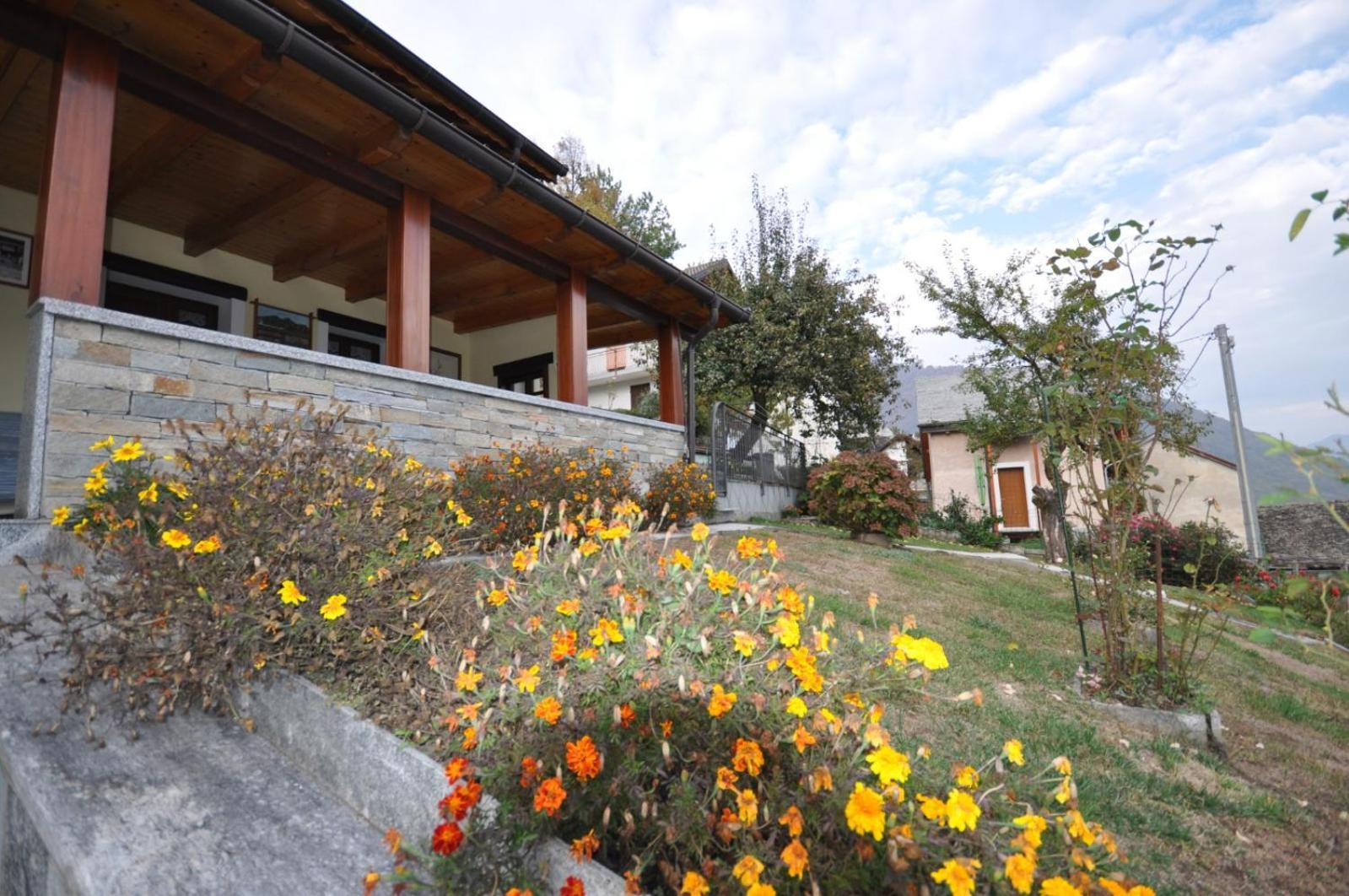 Cat Marvei Apartment Villadossola Exterior foto