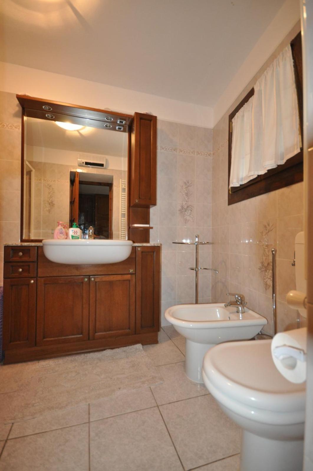 Cat Marvei Apartment Villadossola Exterior foto