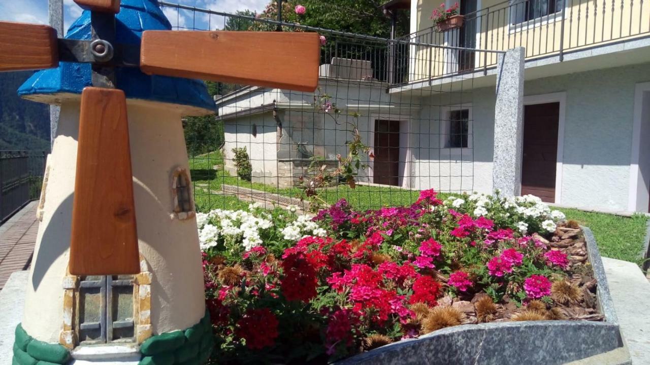 Cat Marvei Apartment Villadossola Exterior foto